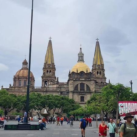 Апартаменты Departamento En El Corazon De Гвадалахара Экстерьер фото